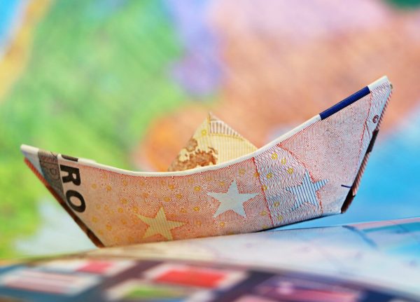 The Rate Meridian: Redrawing Global Capitals Flow